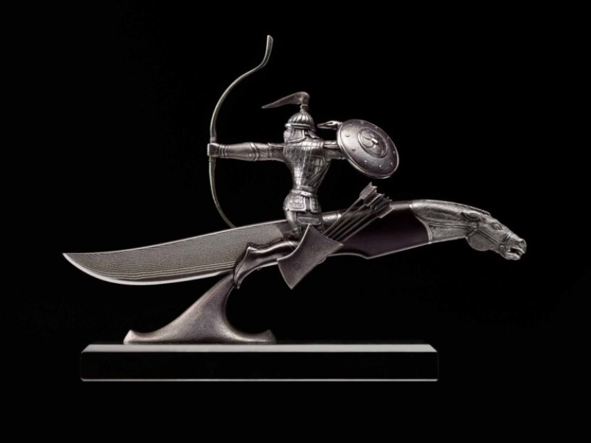 Авторские ножи и скульптура будут представлены в арт-галерее Жигжита Баясхаланова в Чите